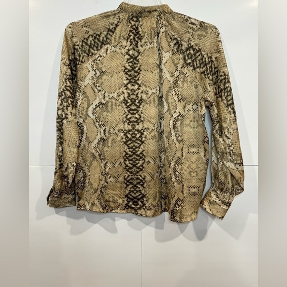 H&M Snake Print Blouse Neutral Animal Print Top Trending Tan Black Size 6 - Picture 12 of 15
